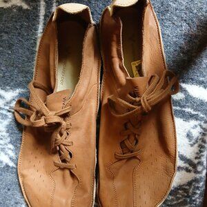 Vivobarefoot Sensus